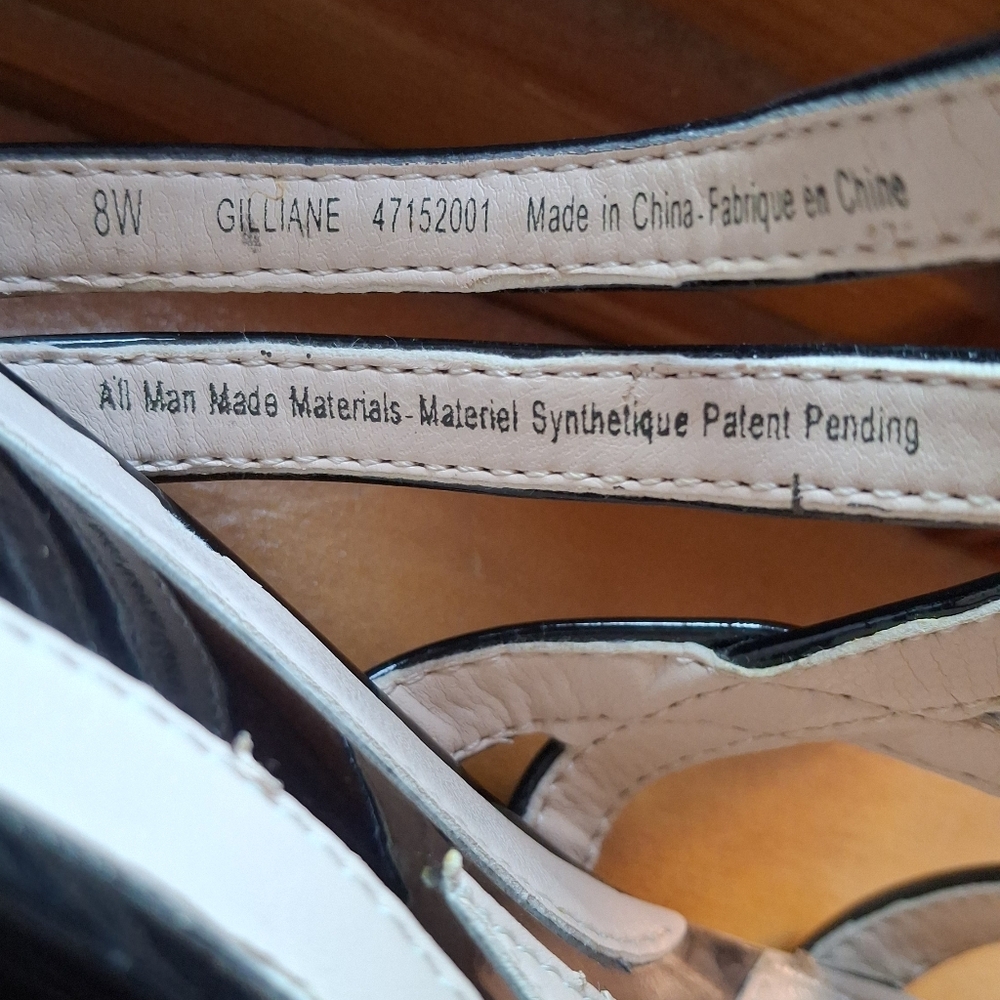 Naturalizer Sandals - Picture 10 of 12